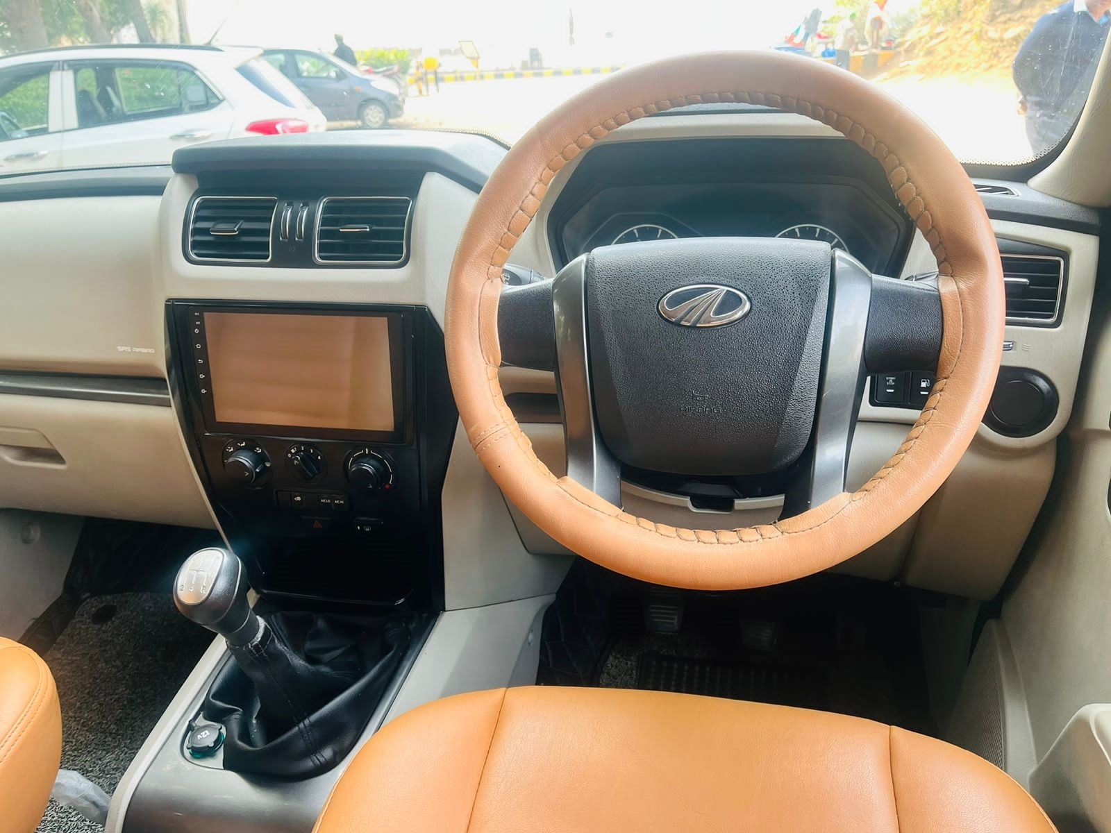 Scorpio image 9 Scorpio image 9