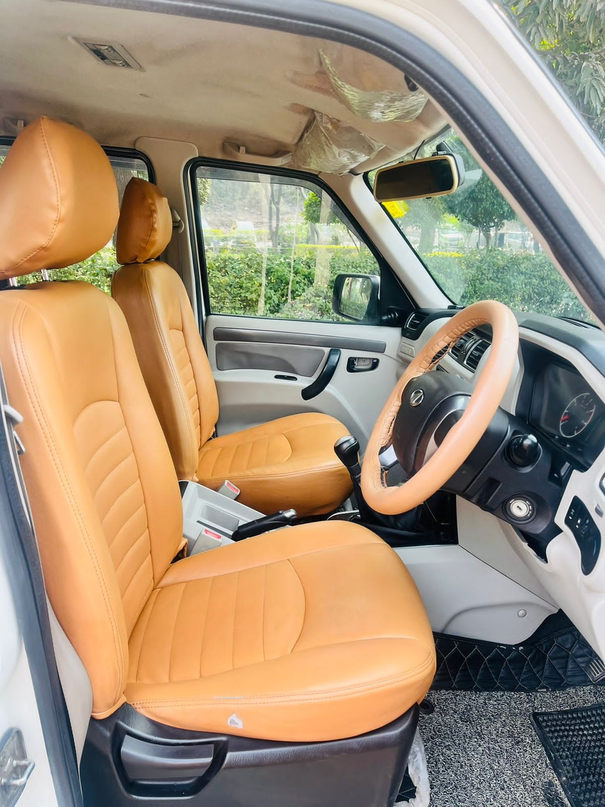 Scorpio image 10 Scorpio image 10