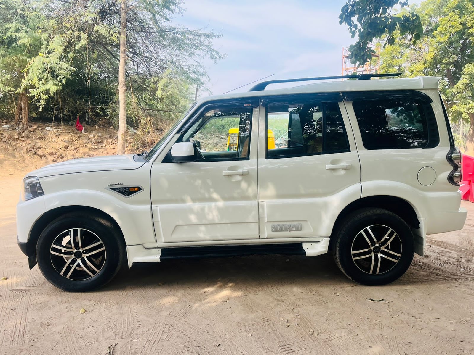 Scorpio image 2 Scorpio image 2