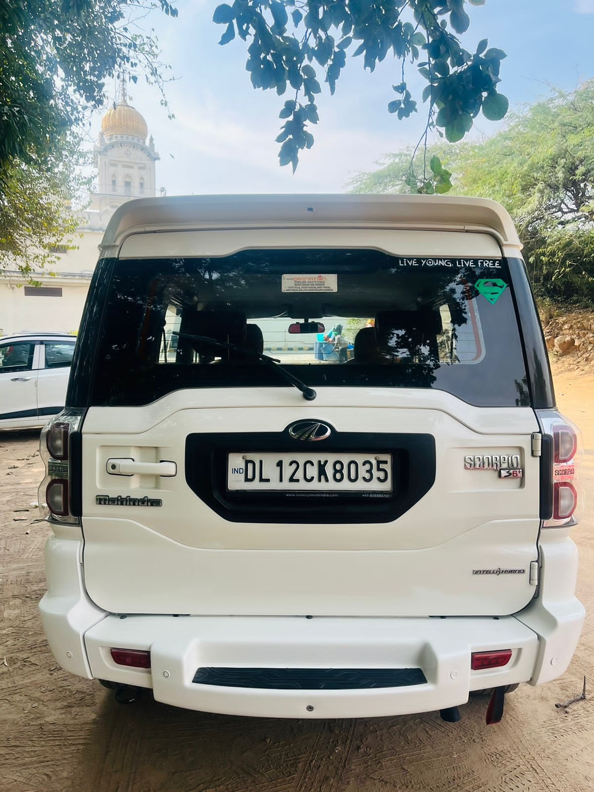 Scorpio image 4 Scorpio image 4