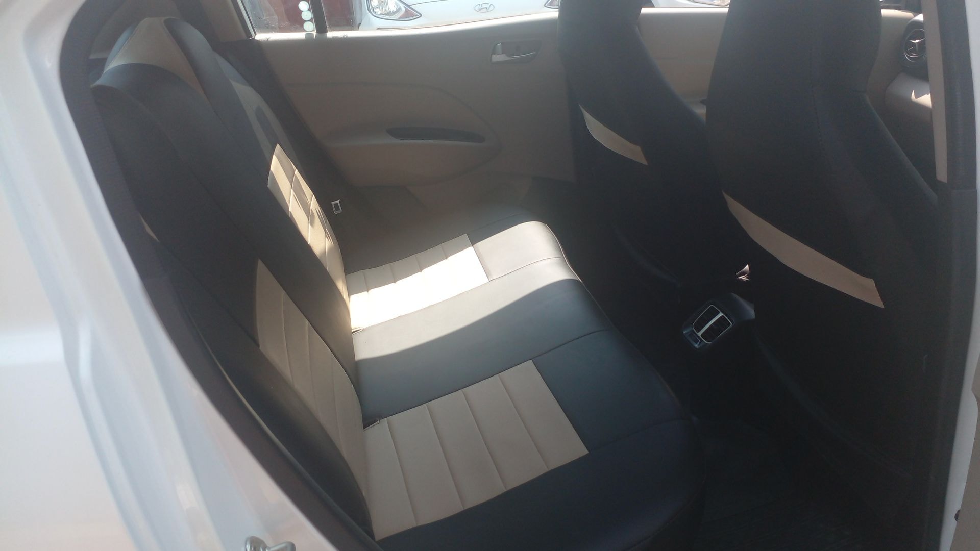 New Santro image 19 New Santro image 19