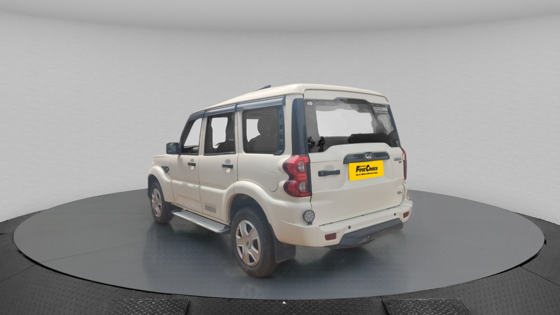 Scorpio image 3 Scorpio image 3