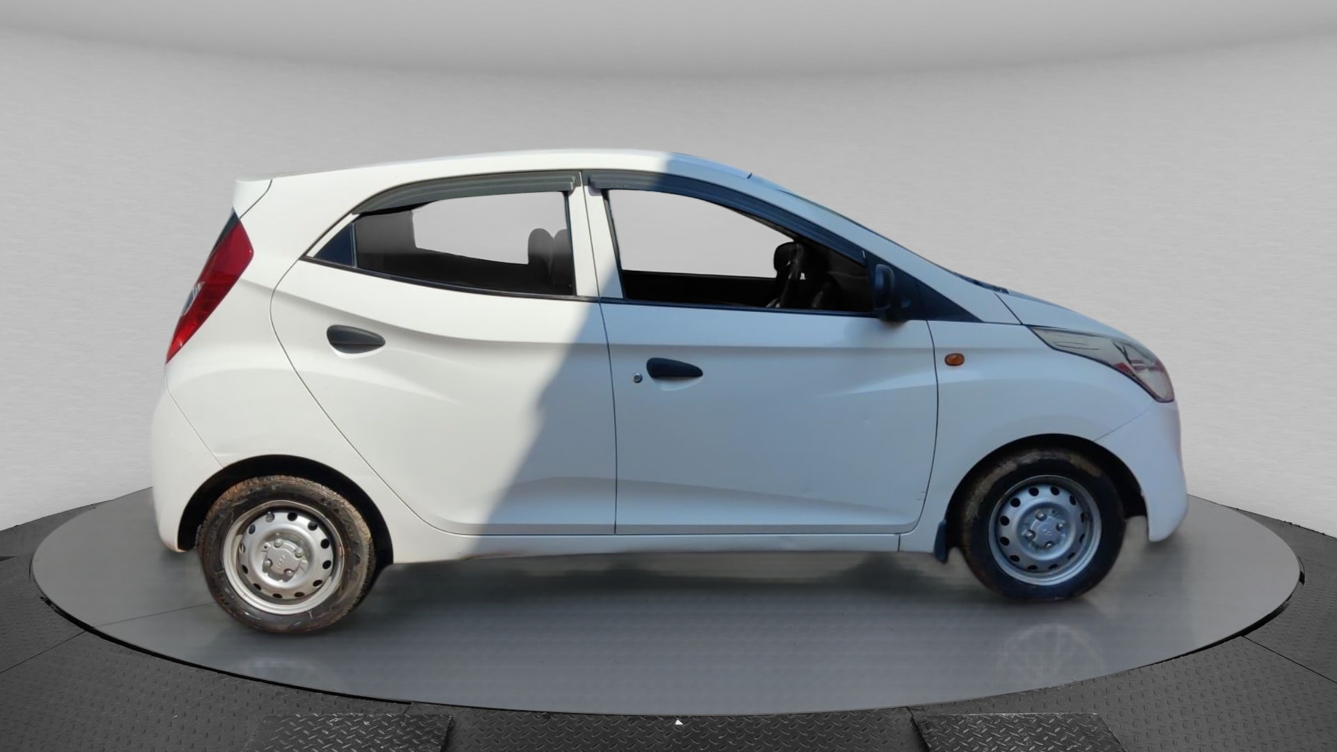 EON image 6 EON image 6