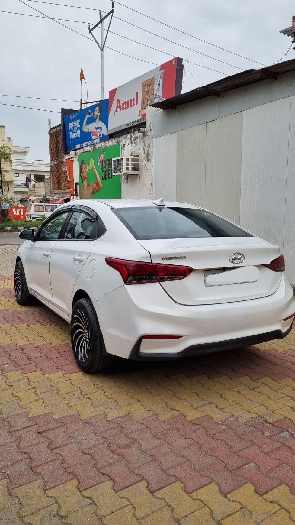 Verna image 3 Verna image 3