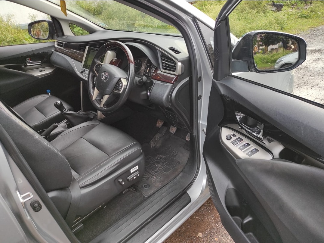 Innova Crysta image 4 Innova Crysta image 4