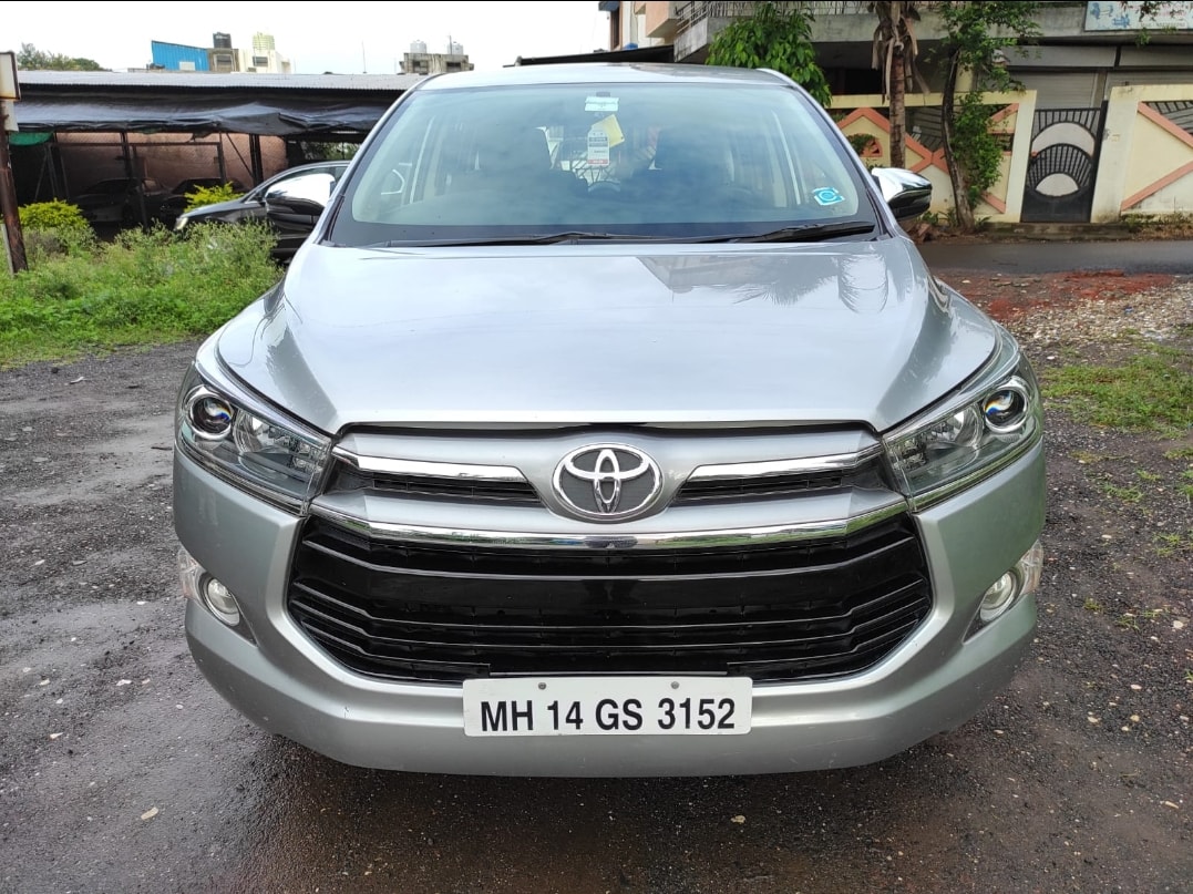 Innova Crysta image 5 Innova Crysta image 5