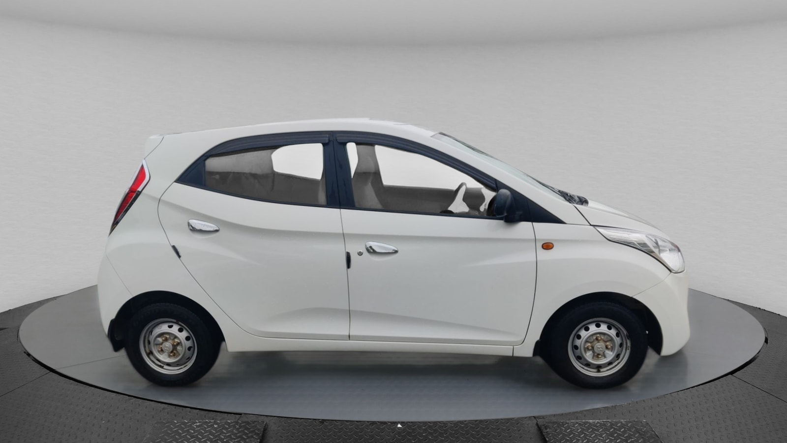 EON image 7 EON image 7