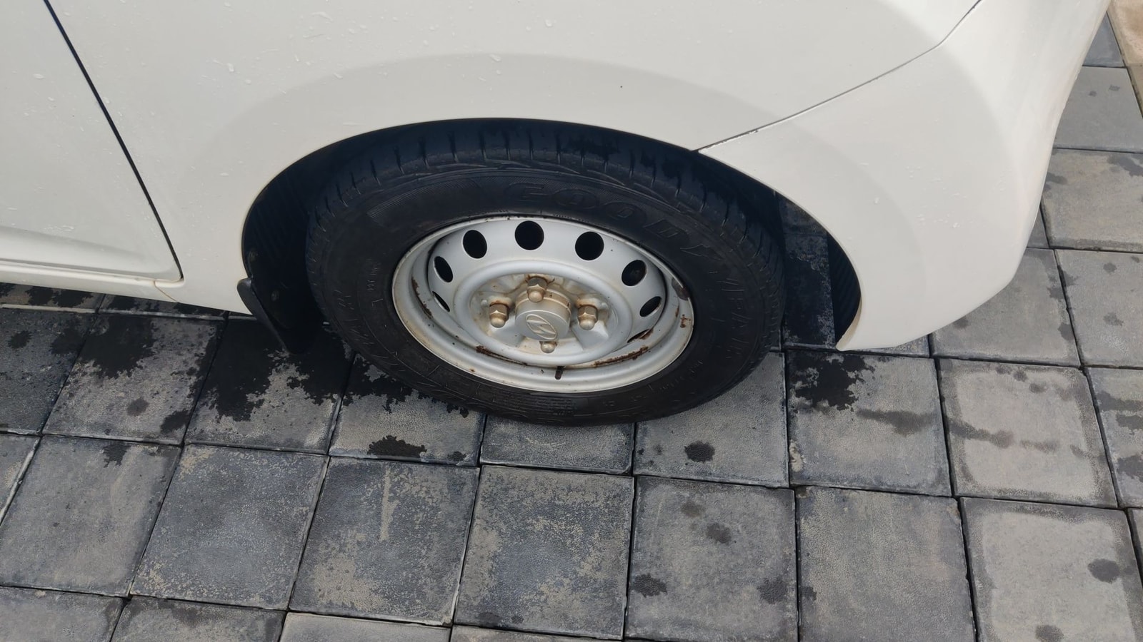 EON image 10 EON image 10