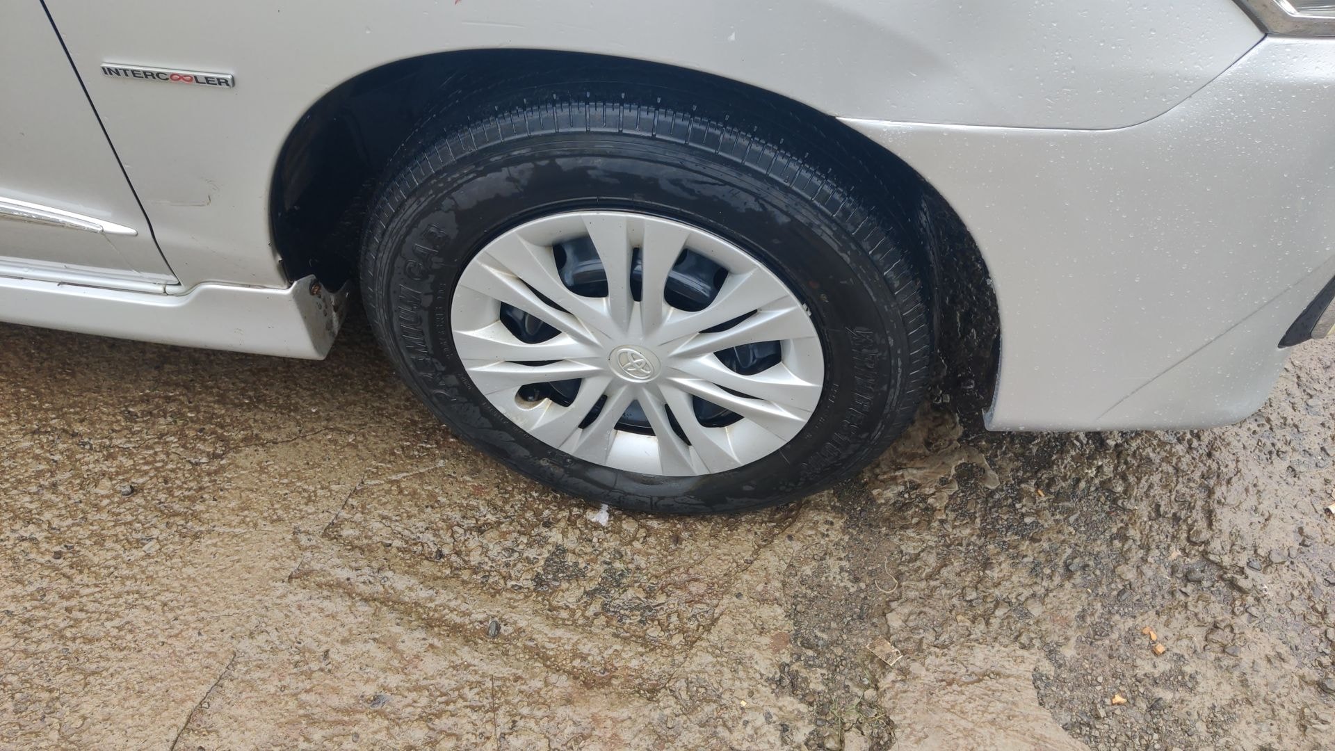 Innova image 9 Innova image 9