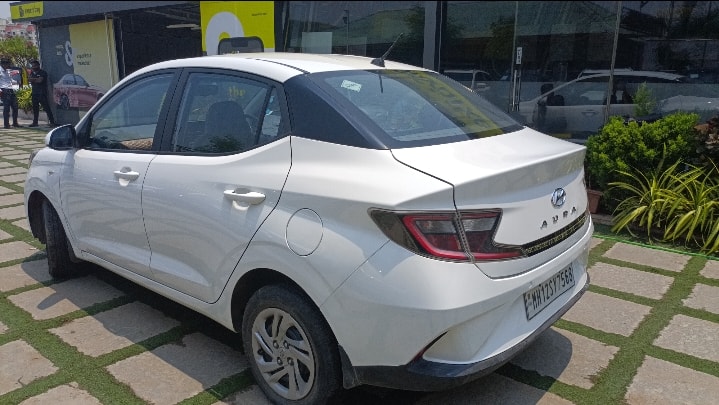 Aura image 3 Aura image 3