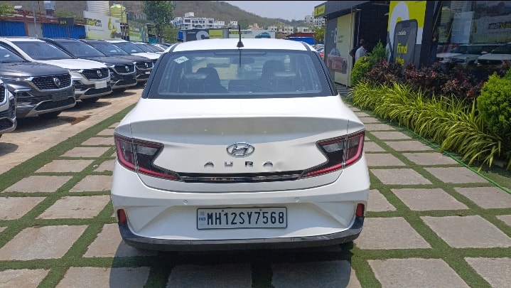 Aura image 4 Aura image 4