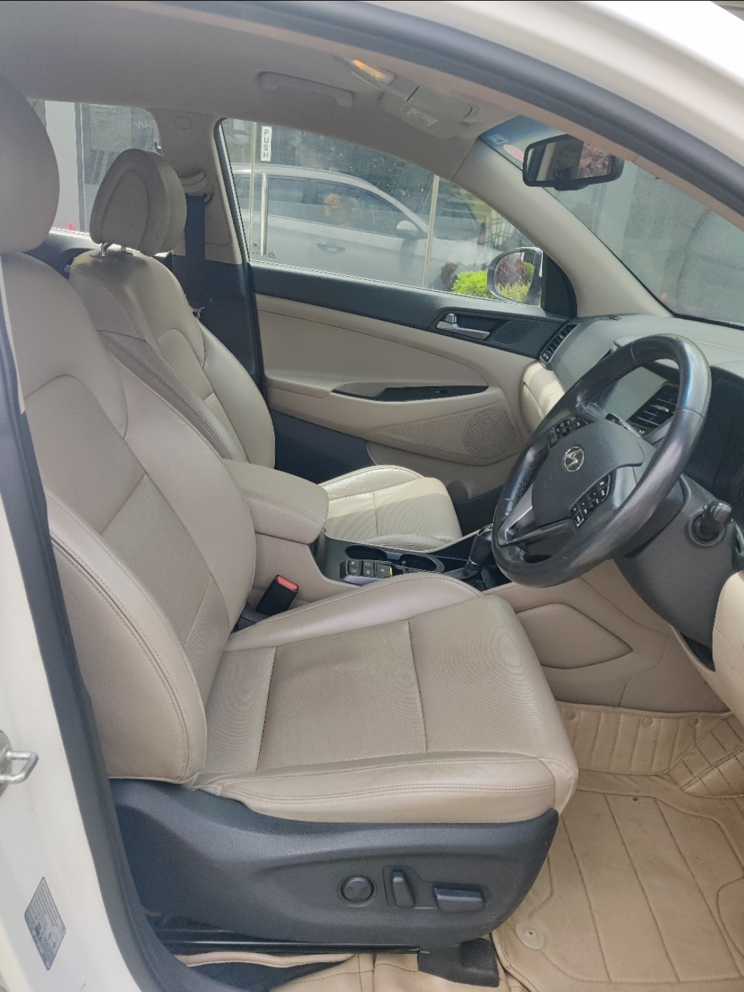 Tucson image 14 Tucson image 14