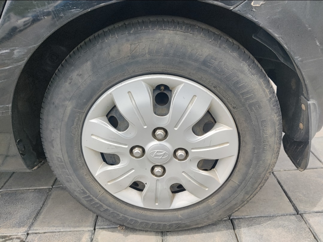 i10 image 9 i10 image 9