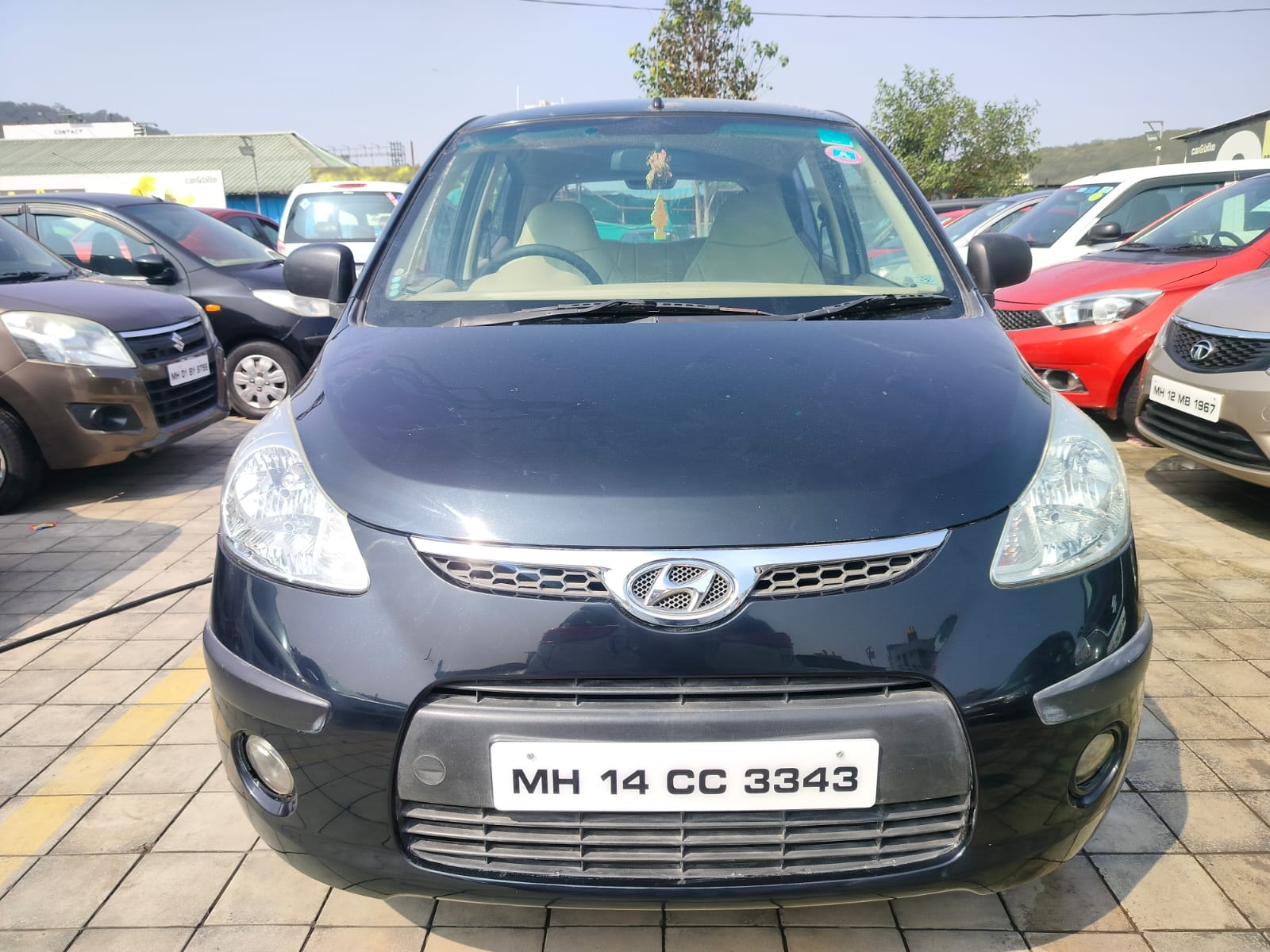 i10 image 1 i10 image 1