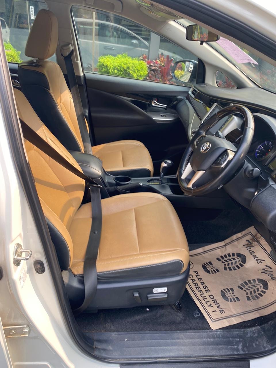 Innova Crysta image 13 Innova Crysta image 13