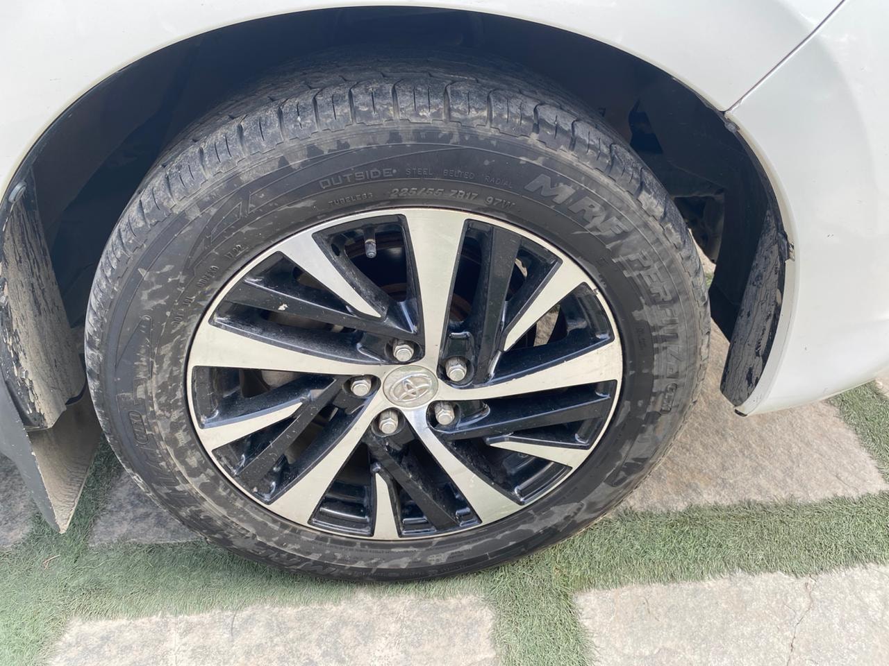 Innova Crysta image 9 Innova Crysta image 9