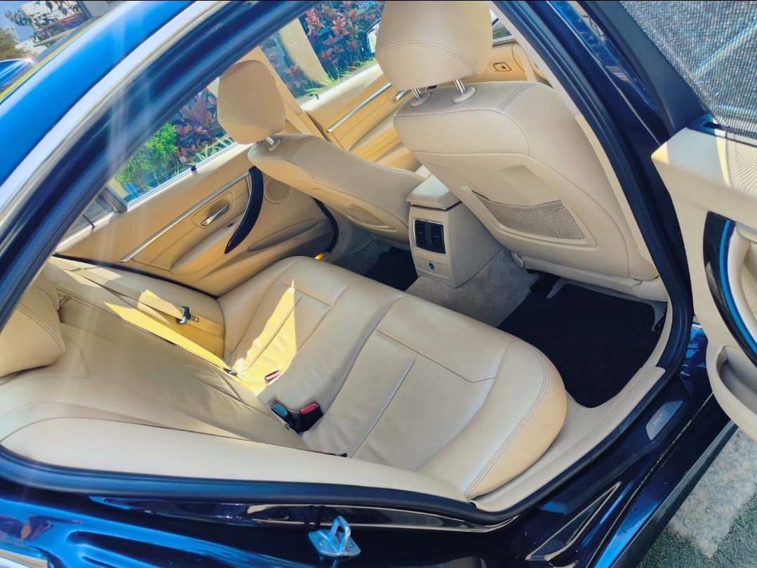 3 Series image 13 3 Series image 13