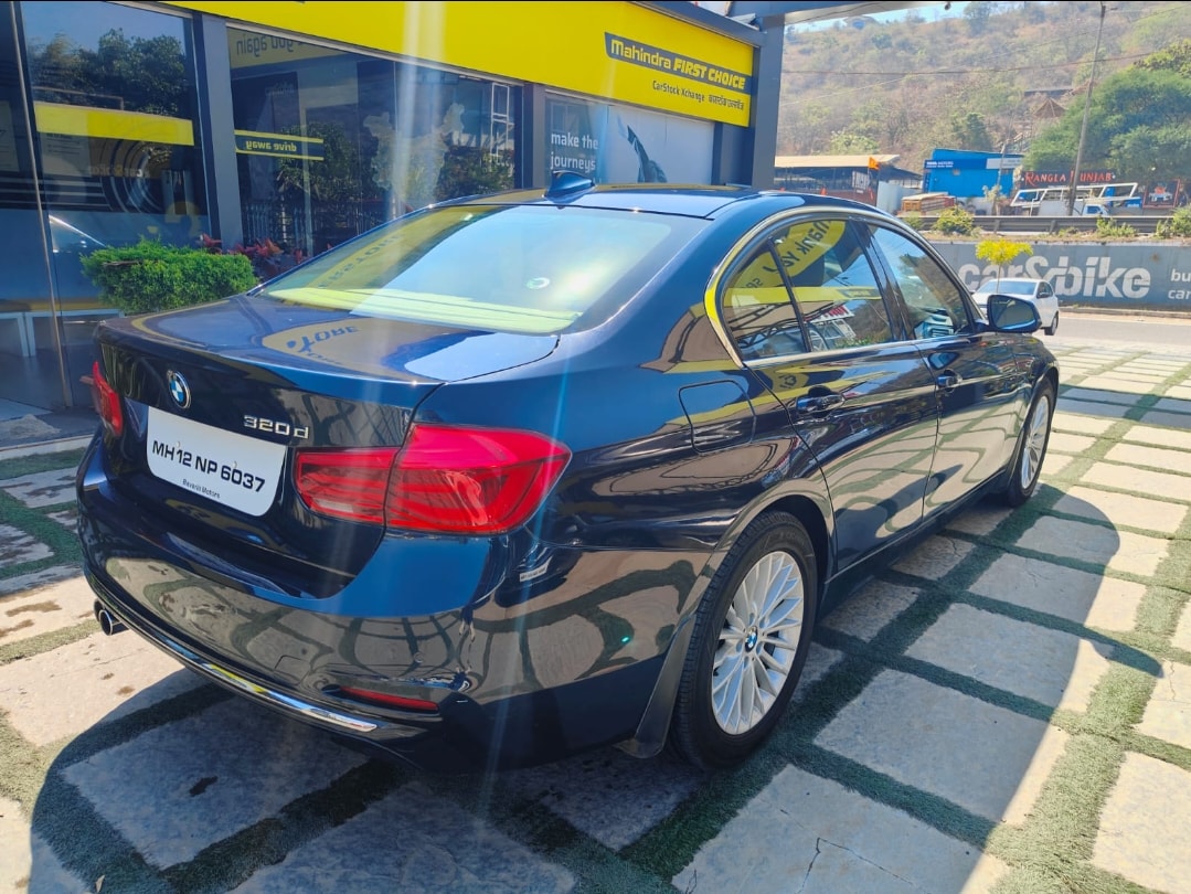 3 Series image 5 3 Series image 5