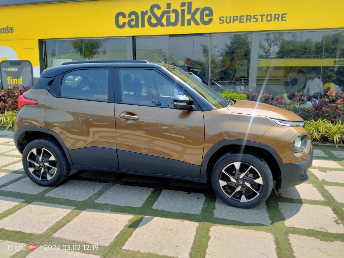 Punch image 10 Punch image 10