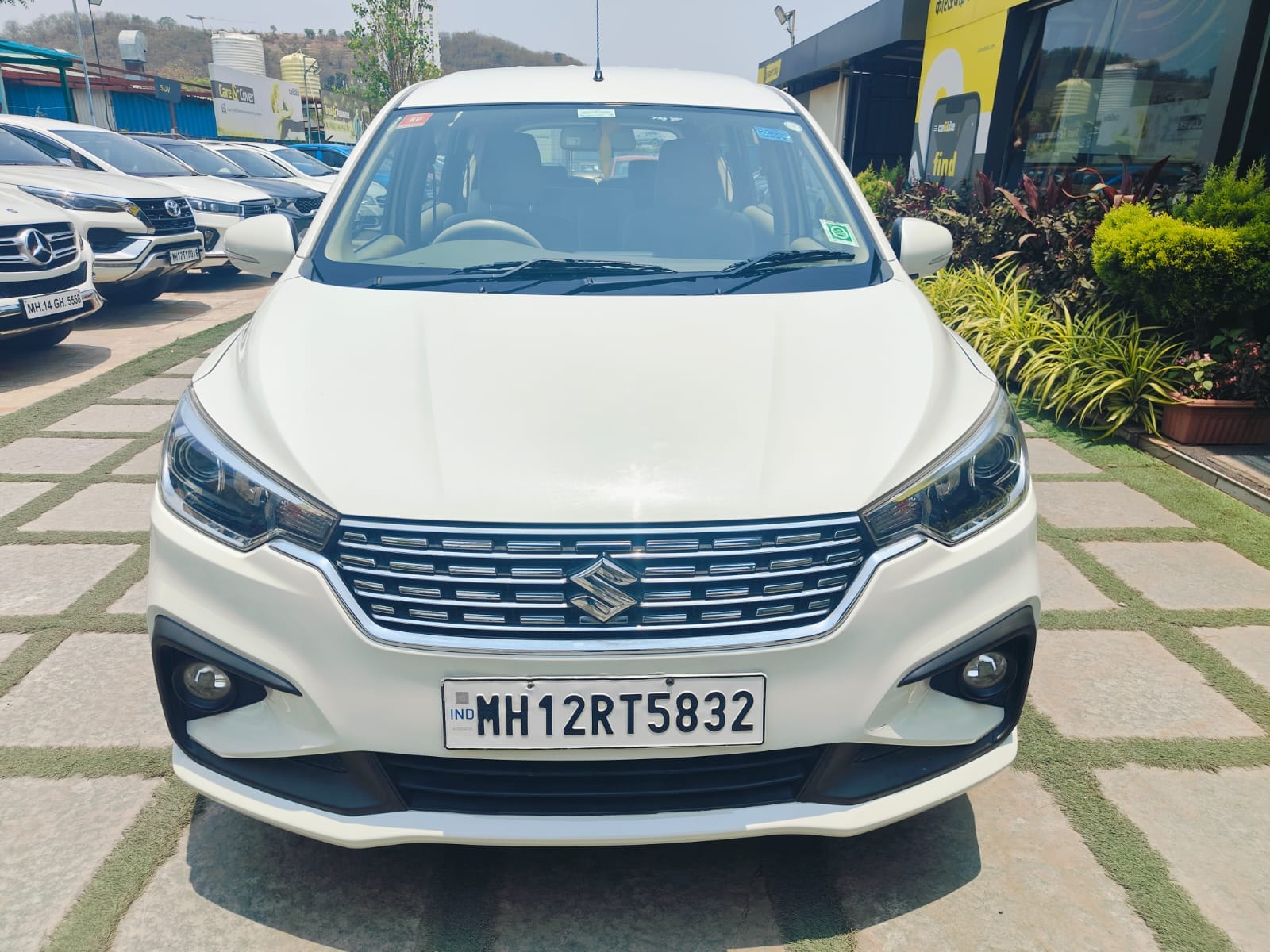 Ertiga image 4 Ertiga image 4