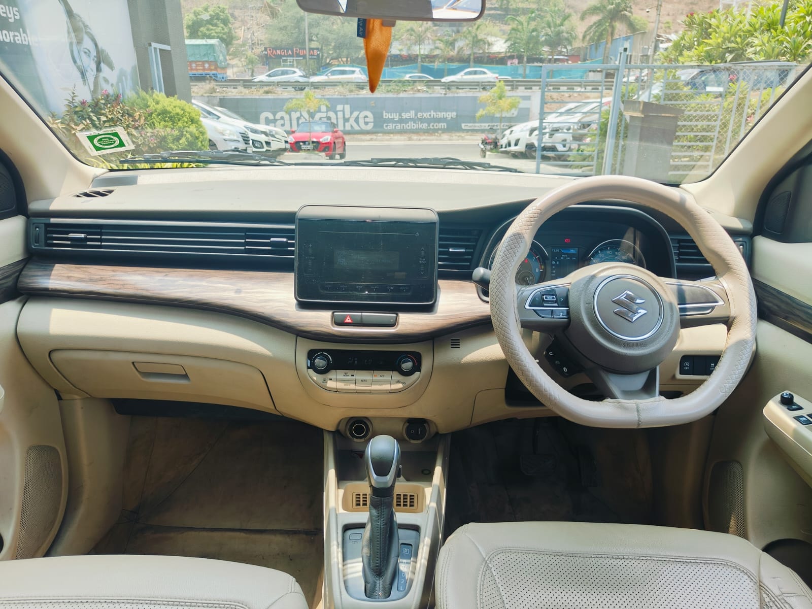 Ertiga image 5 Ertiga image 5