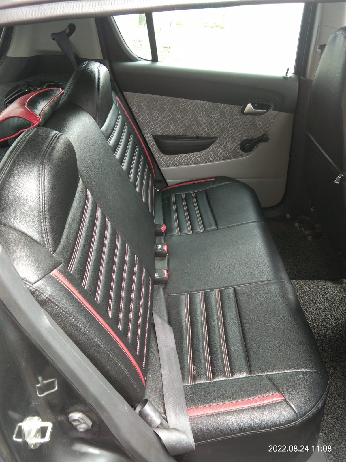 Alto 800 image 9 Alto 800 image 9