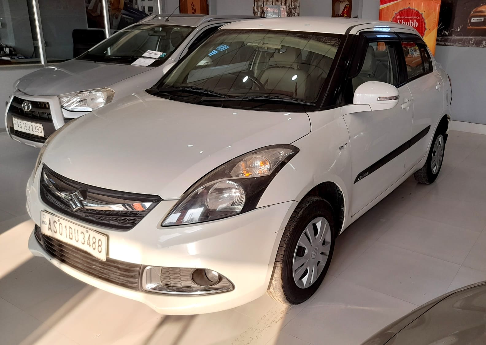 Swift DZire image 1 Swift DZire image 1