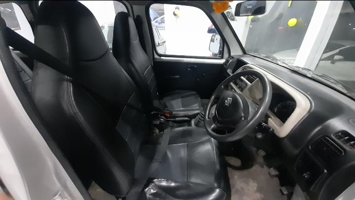 2021 Maruti Suzuki Eeco 7-Seater BS IV Front Seats 