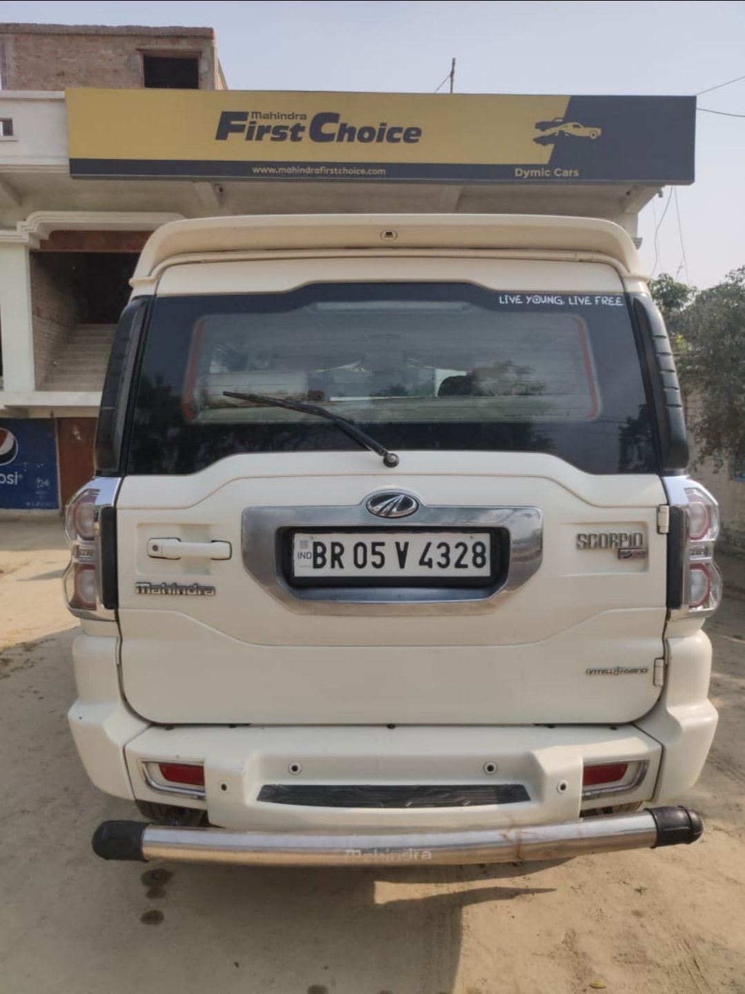 Scorpio image 4 Scorpio image 4