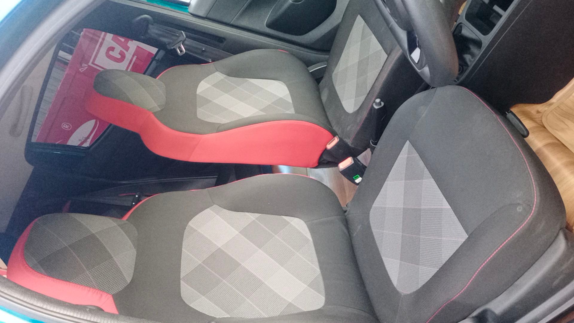 Kwid image 18 Kwid image 18