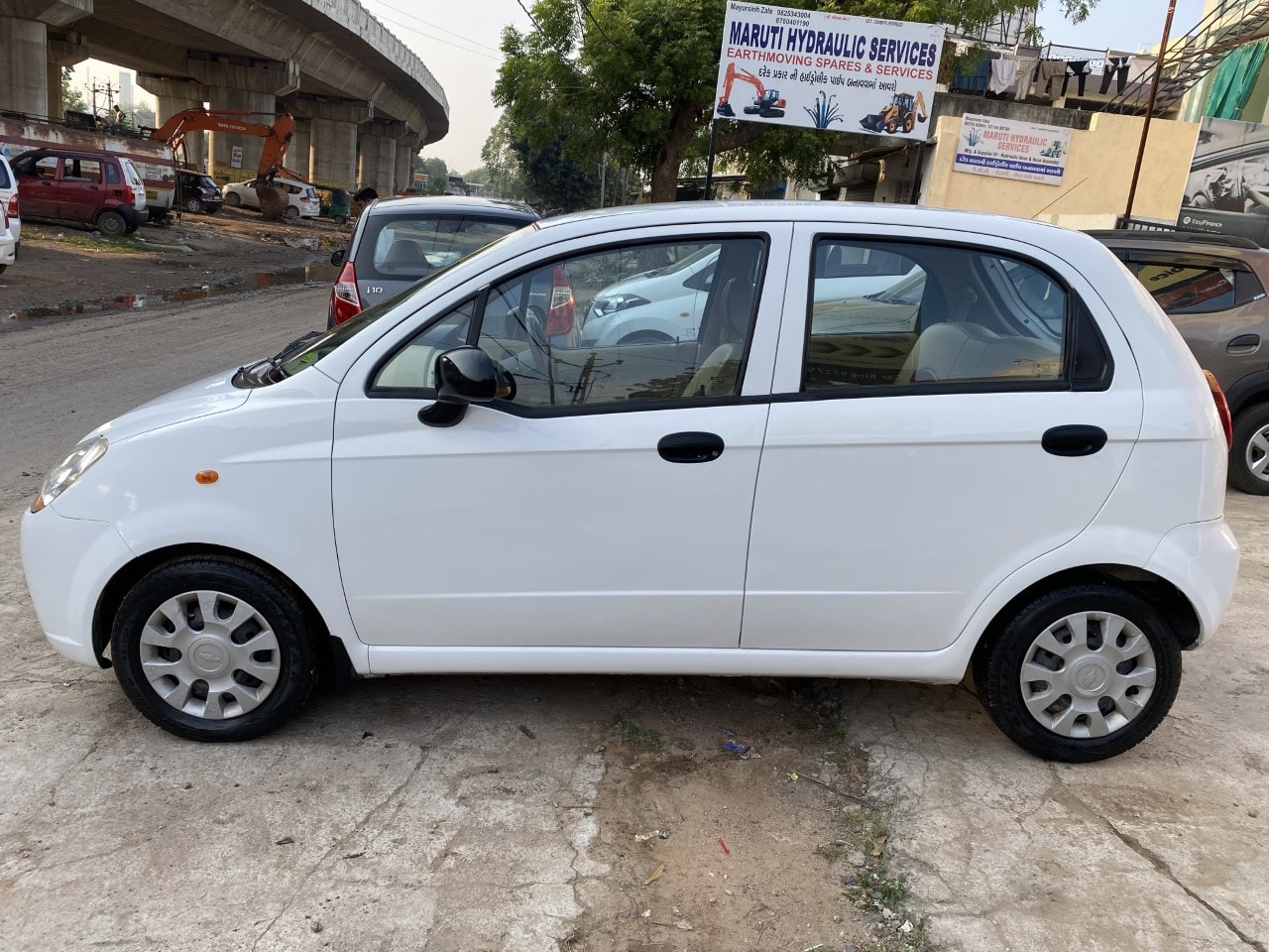 Spark image 4 Spark image 4