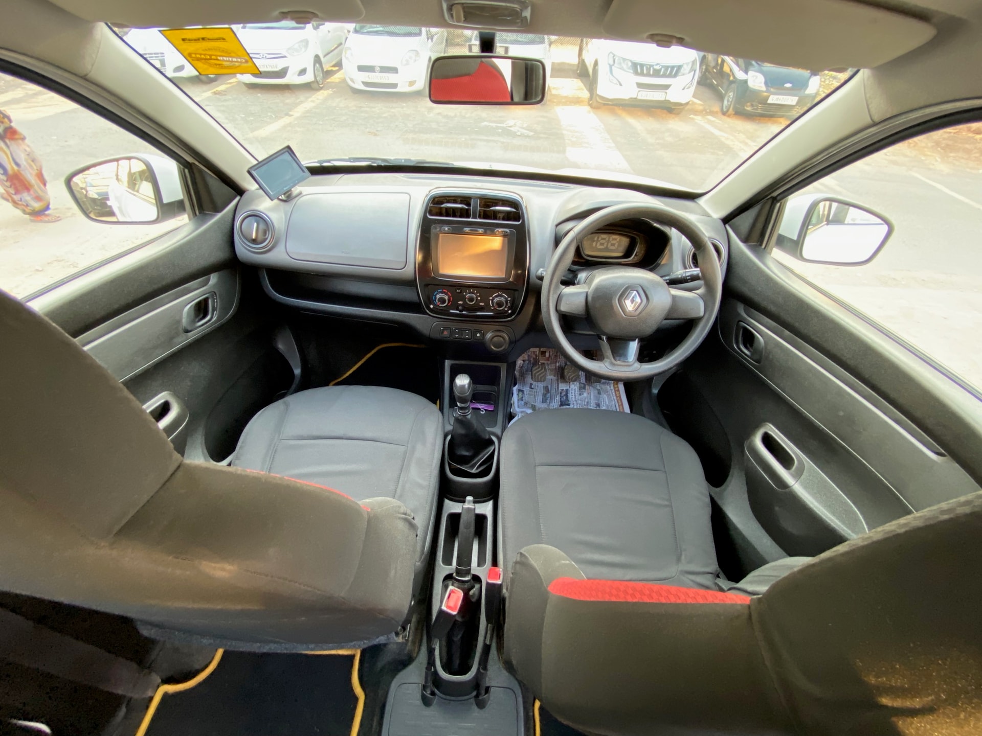 Kwid image 10 Kwid image 10