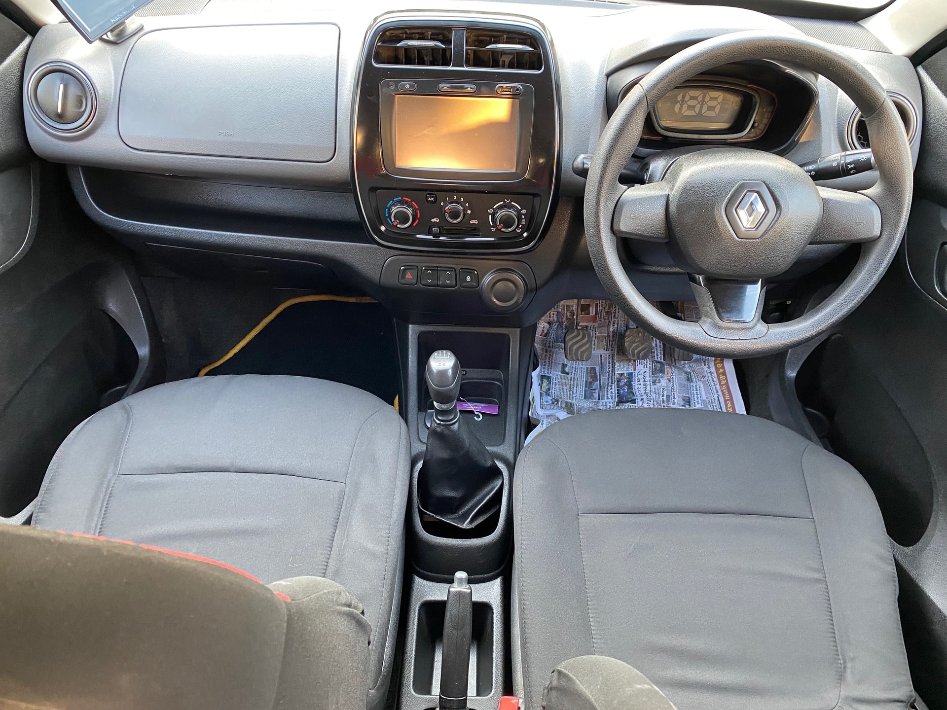 Kwid image 9 Kwid image 9