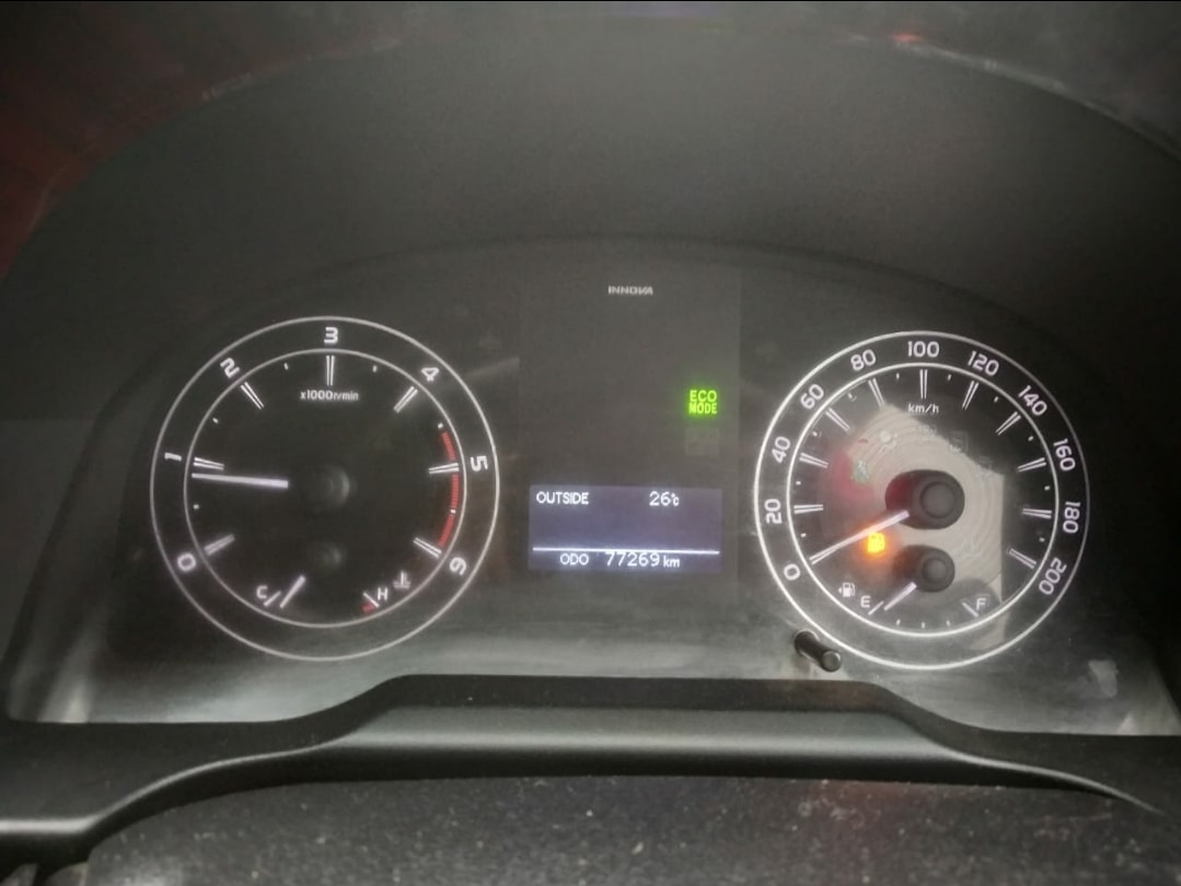 Innova image 9 Innova image 9