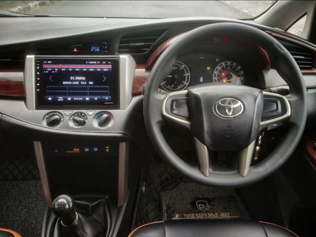 Innova image 14 Innova image 14