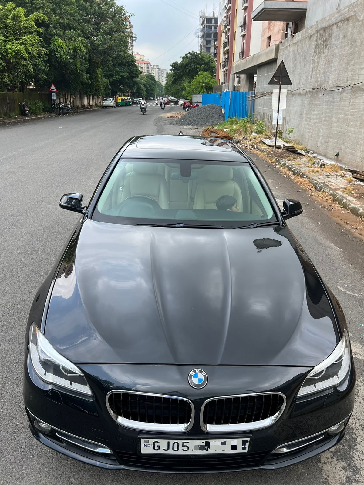 5 Series image 1 5 Series image 1