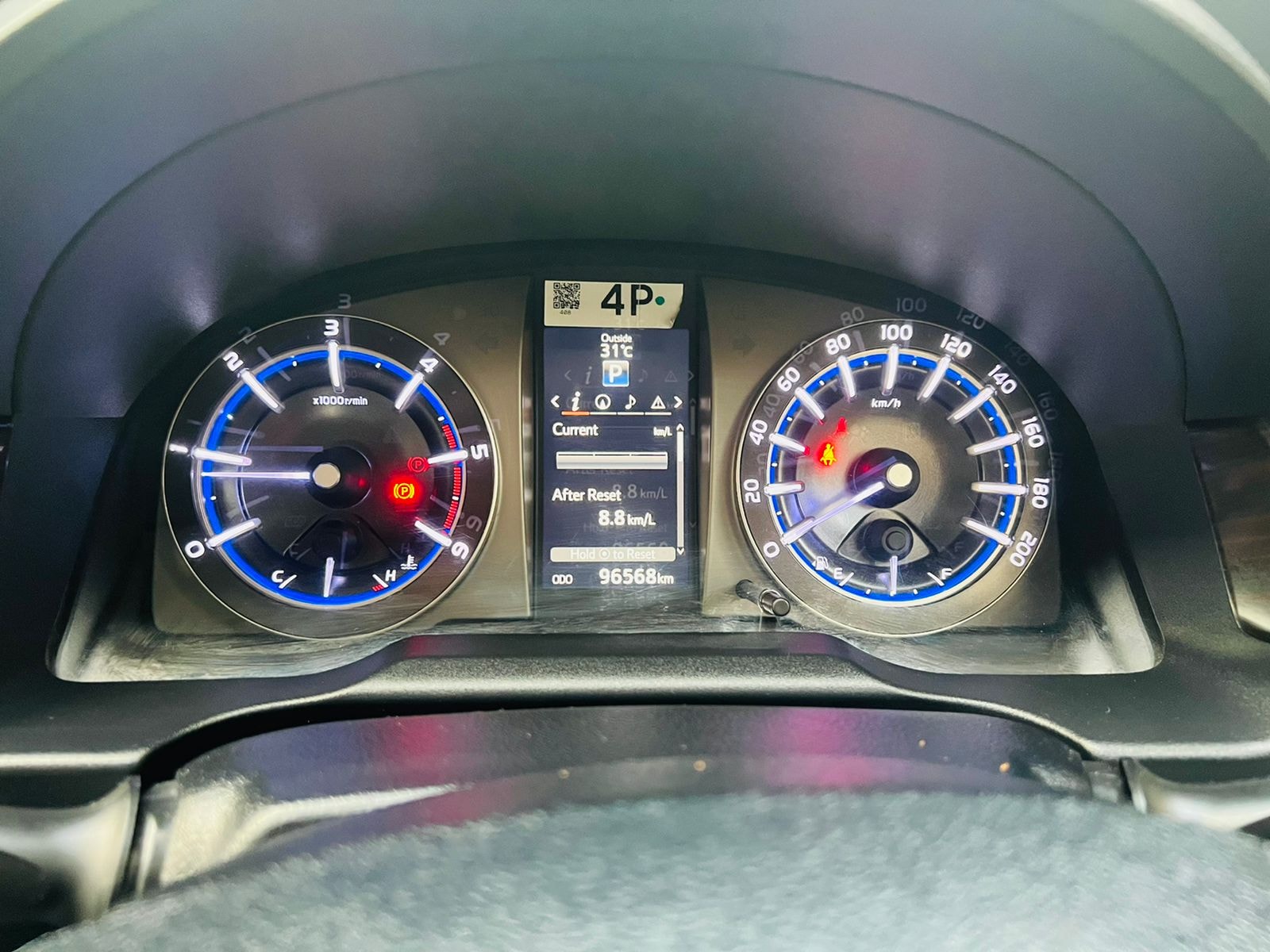 Innova Crysta image 15 Innova Crysta image 15