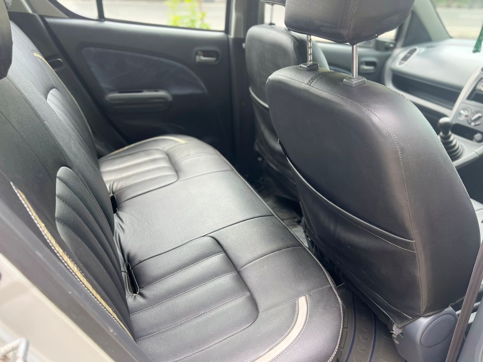 Ritz image 12 Ritz image 12