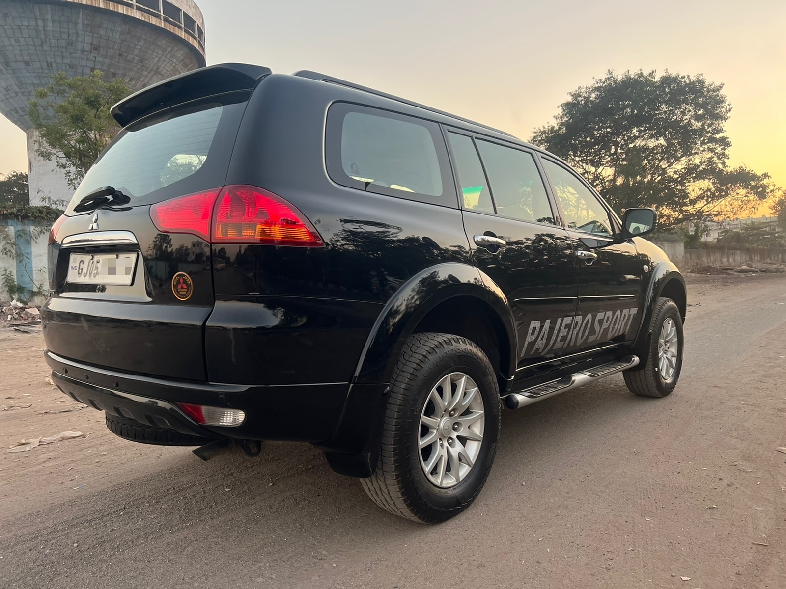 Pajero Sport image 3 Pajero Sport image 3