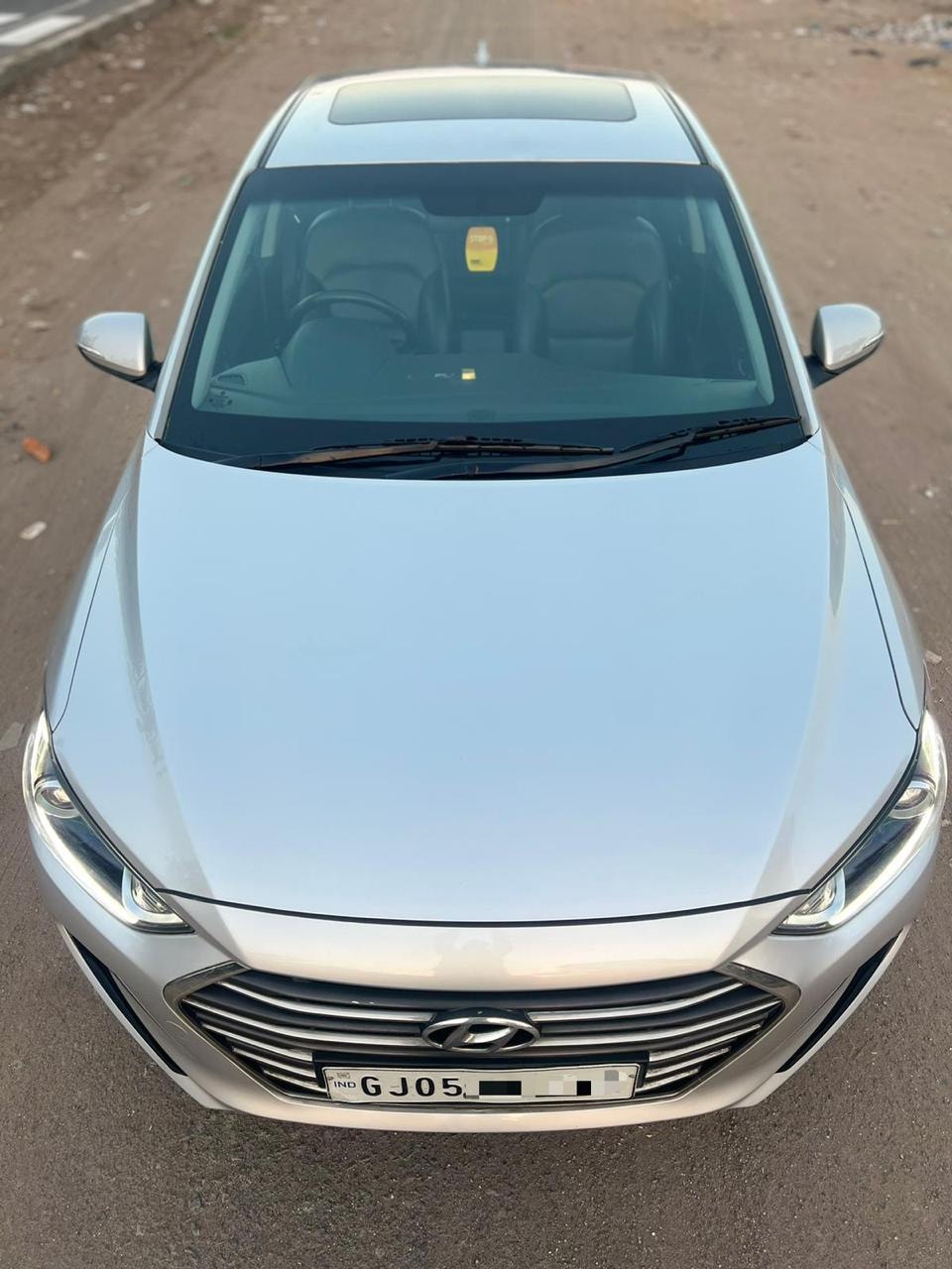 Elantra image 7 Elantra image 7