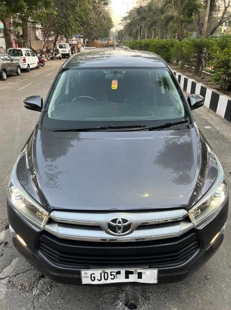 Innova Crysta image 3 Innova Crysta image 3