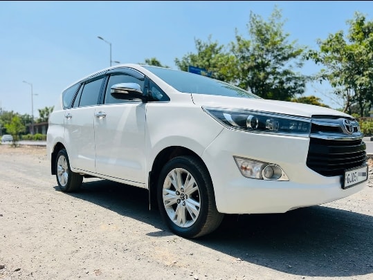 Innova Crysta image 7 Innova Crysta image 7