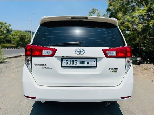 Innova Crysta image 4 Innova Crysta image 4