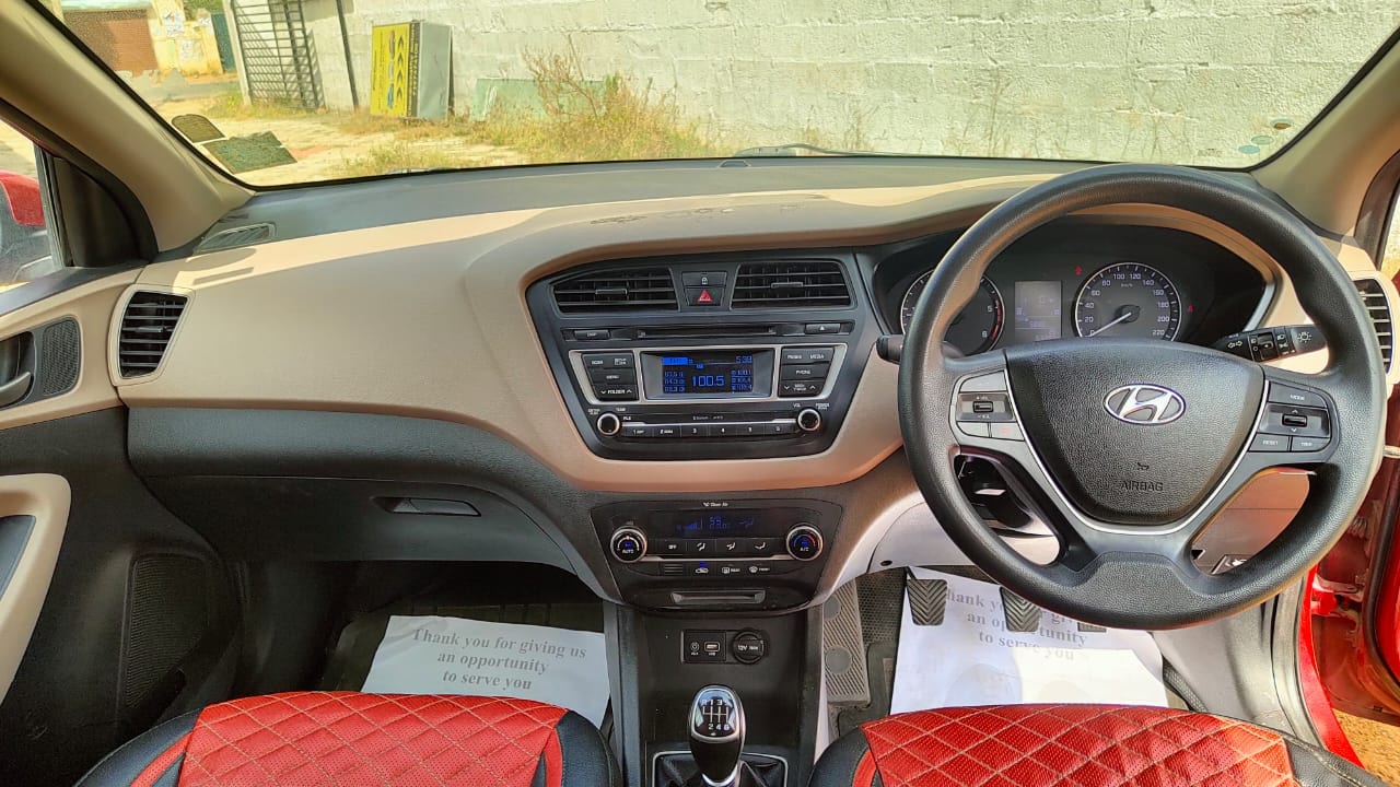 Elite i20 image 12 Elite i20 image 12