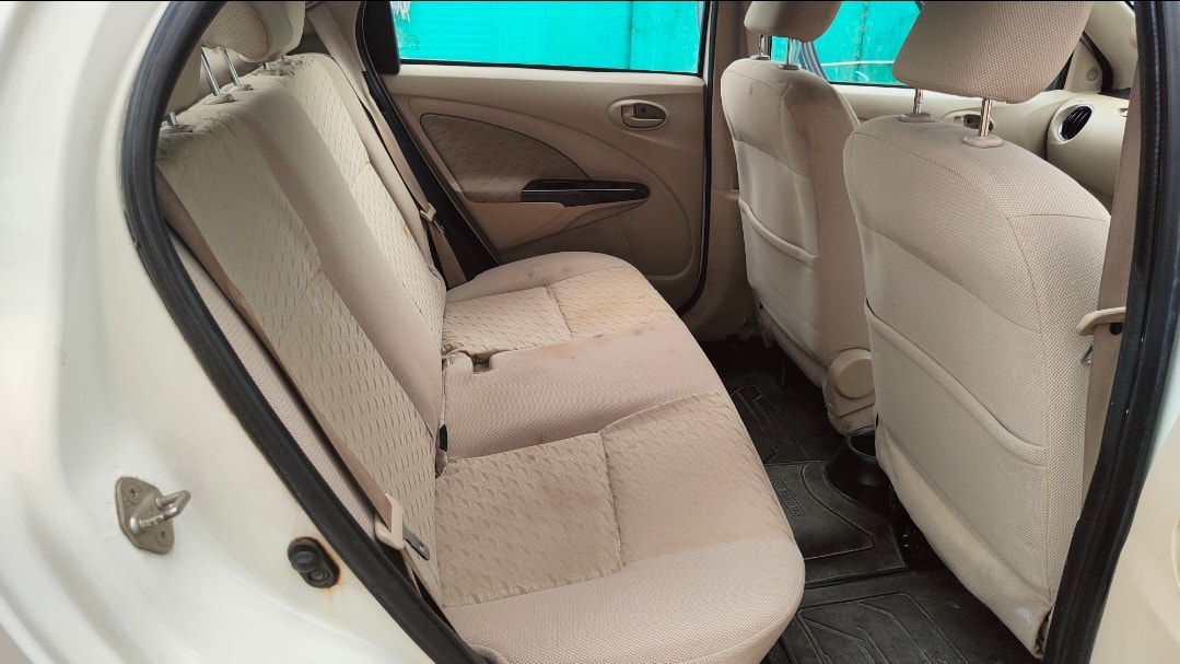 Etios Liva image 16 Etios Liva image 16