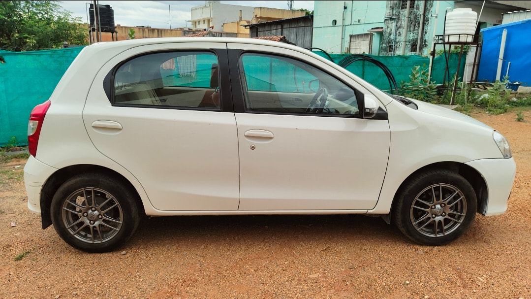 Etios Liva image 6 Etios Liva image 6