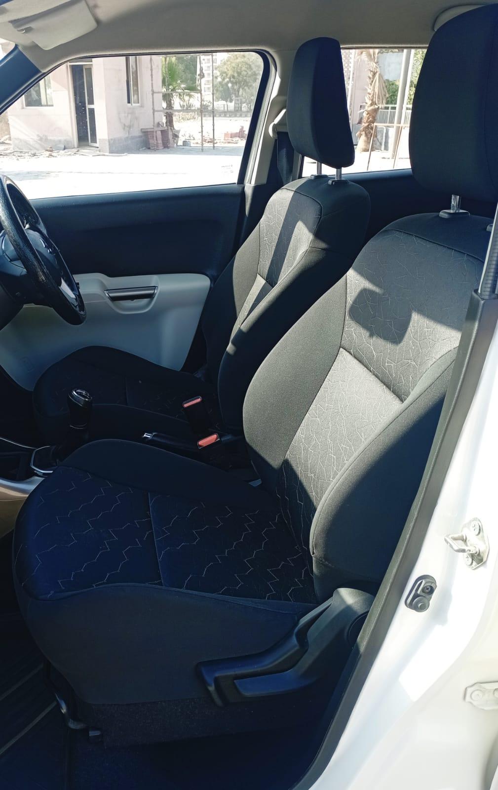 2018 Maruti Suzuki Ignis Zeta Petrol BS IV Front Row Side 