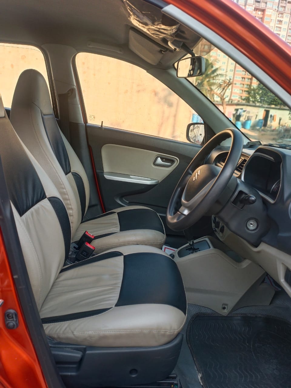 Alto K10 image 14 Alto K10 image 14