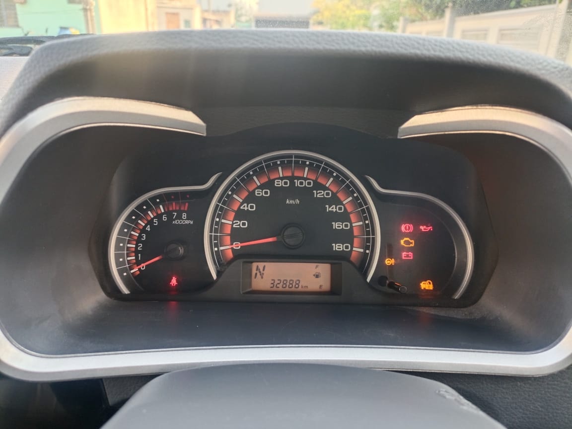 Alto K10 image 11 Alto K10 image 11