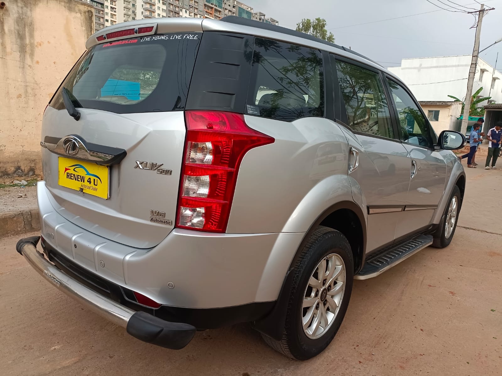 XUV500 image 5 XUV500 image 5